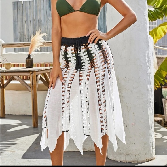 Fringe Detail Tube Coverup - Picture 7 of 9